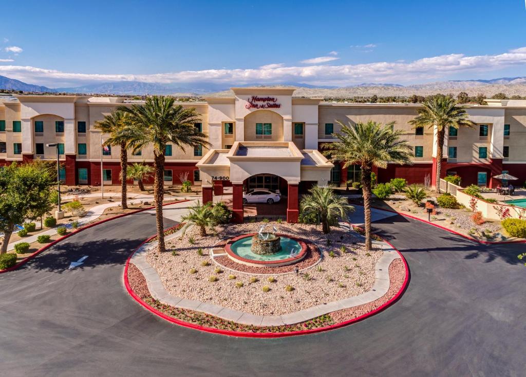 Hampton Inn & Suites Palm Desert