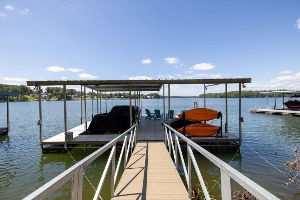 New Home, Dock, Kayaks, Game Room, Water Views